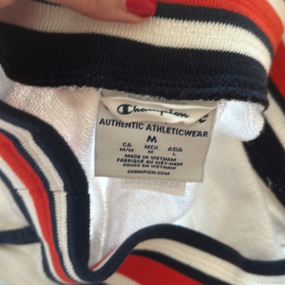 Champion women’s shorts - Picture 3 of 3